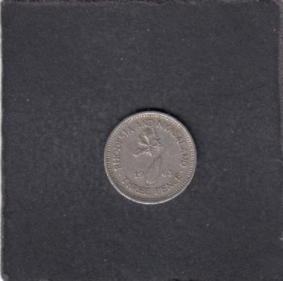 Beschrijving: 3 Pence LILY FLOWER 